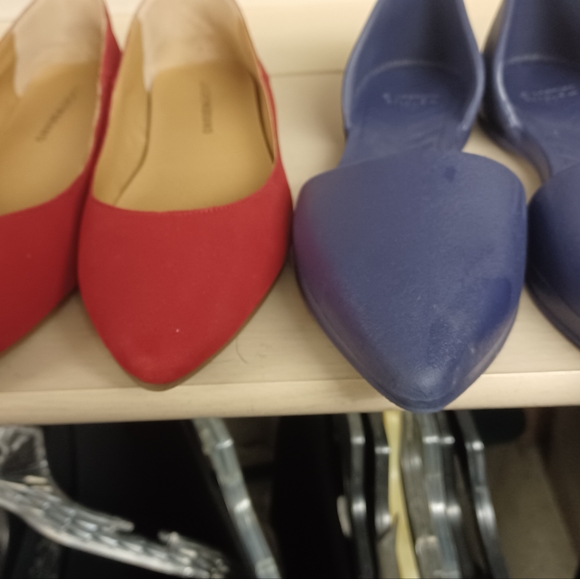 Shoes - Picture 3 of 3